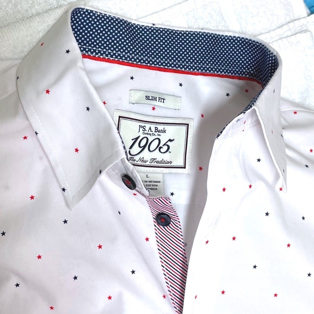 Jos A Bank 1905 Shirt Mens Large Slim Fit NWOT White Red Blue Star Print Stretch